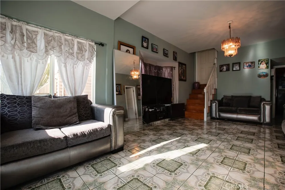 1312 Arapahoe Los Angeles, CA 90006
