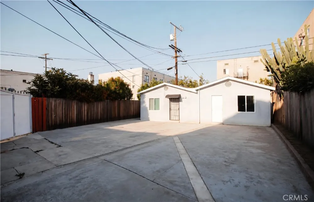 1312 Arapahoe Los Angeles, CA 90006
