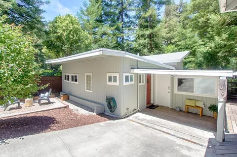 1004 Laurel Avenue