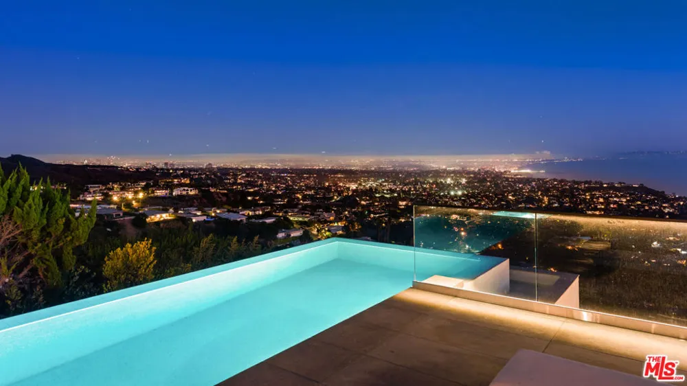 16680 Charmel Lane Pacific Palisades, CA 90272