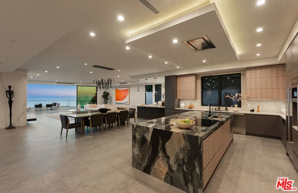 16680 Charmel Lane Pacific Palisades, CA 90272