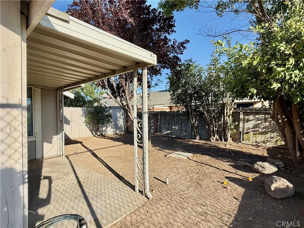 1027 W Dakota #113 Fresno, CA 93705