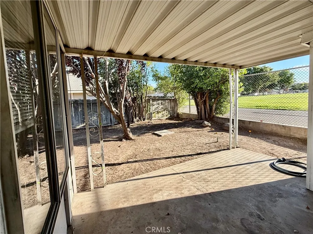 1027 W Dakota #113 Fresno, CA 93705