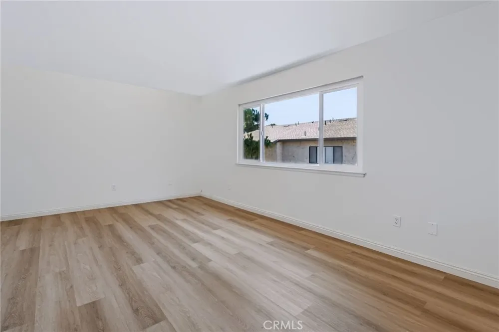 3002 E Via Siena Anaheim, CA 92806