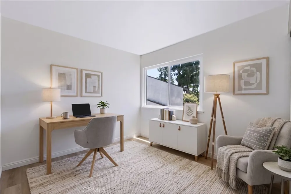 3002 E Via Siena Anaheim, CA 92806