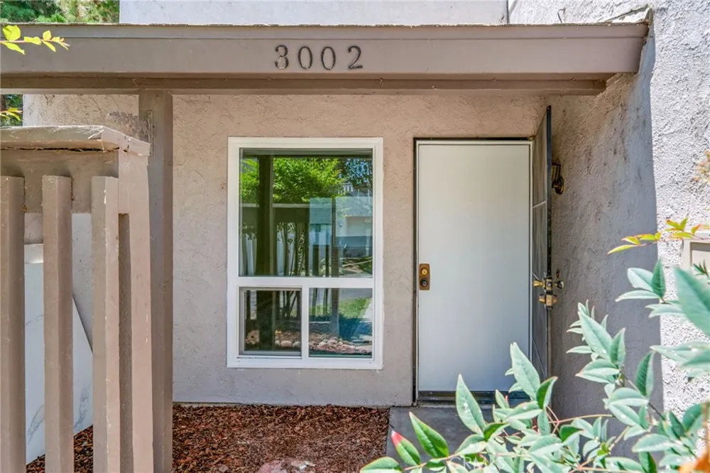 3002 E Via Siena Anaheim, CA 92806