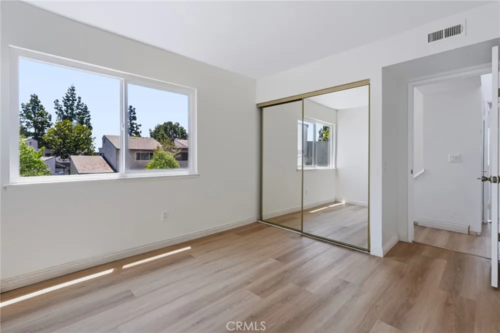 3002 E Via Siena Anaheim, CA 92806