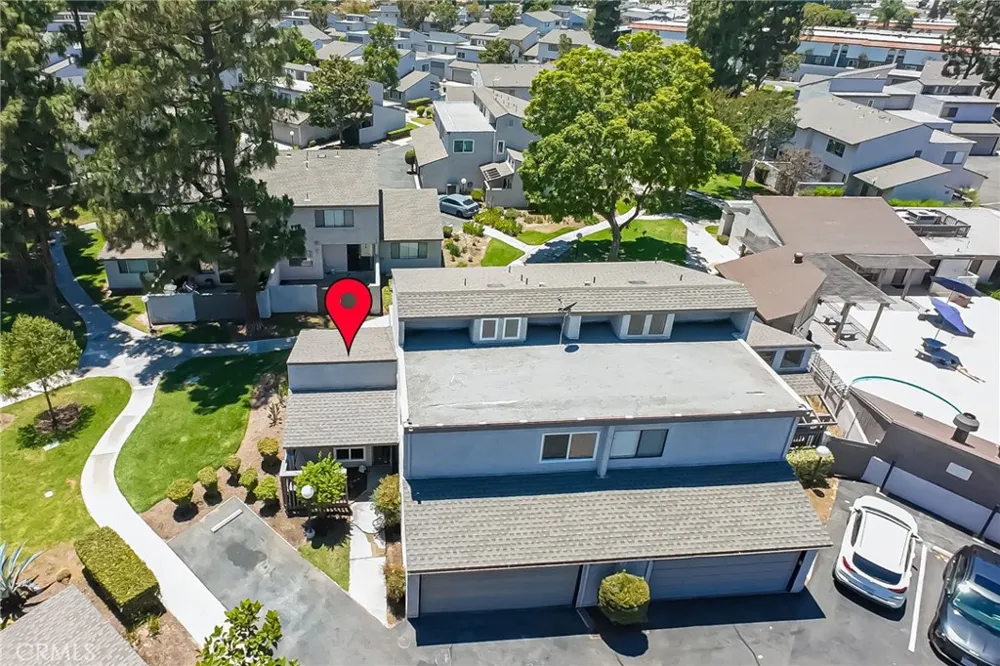 3002 E Via Siena Anaheim, CA 92806