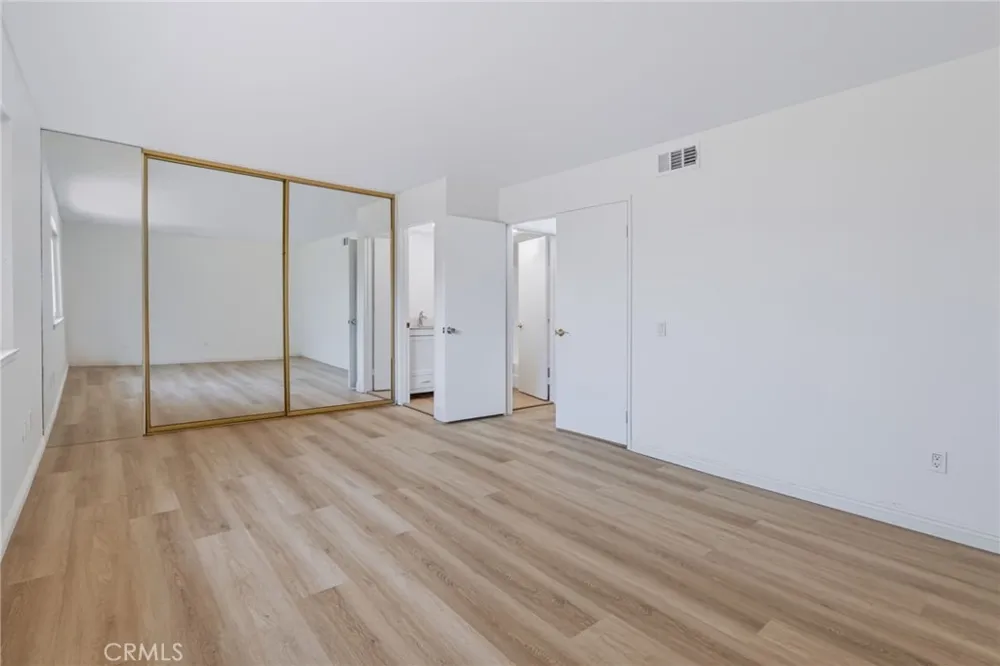 3002 E Via Siena Anaheim, CA 92806