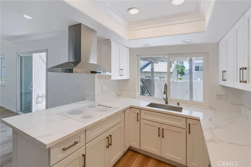 3002 E Via Siena Anaheim, CA 92806
