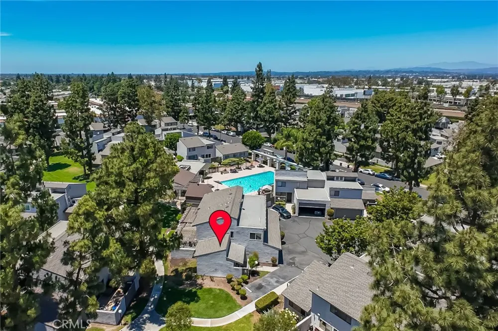 3002 E Via Siena Anaheim, CA 92806