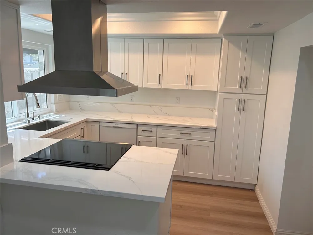 3002 E Via Siena Anaheim, CA 92806