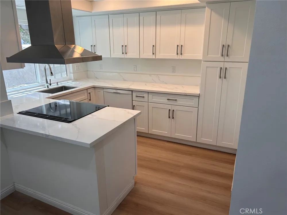 3002 E Via Siena Anaheim, CA 92806