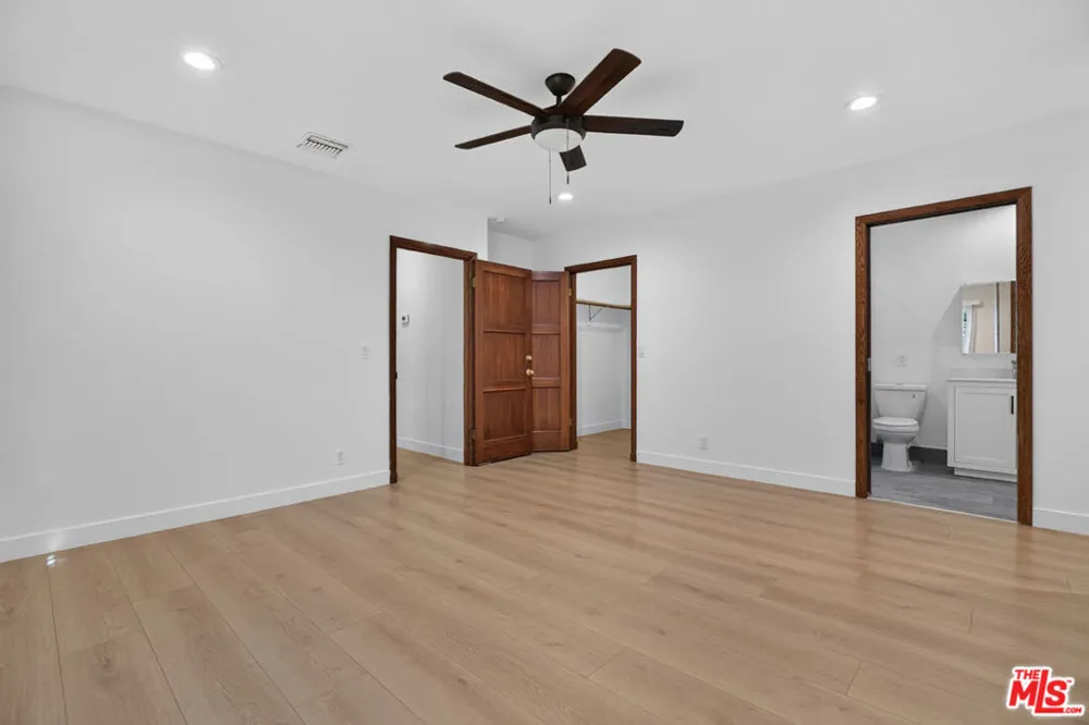 1811 Avon Street Burbank, CA 91505