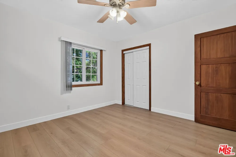 1811 Avon Street Burbank, CA 91505