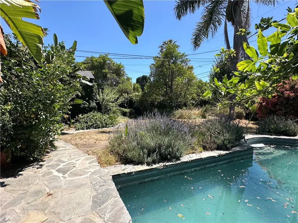4217 Fair Avenue Studio City, CA 91602