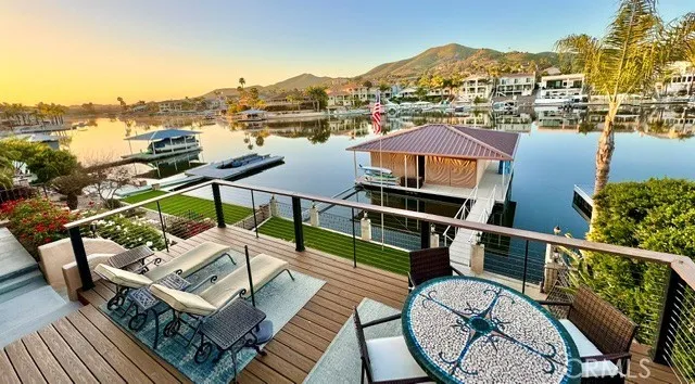 30374 Point Marina Drive Canyon Lake, CA 92587