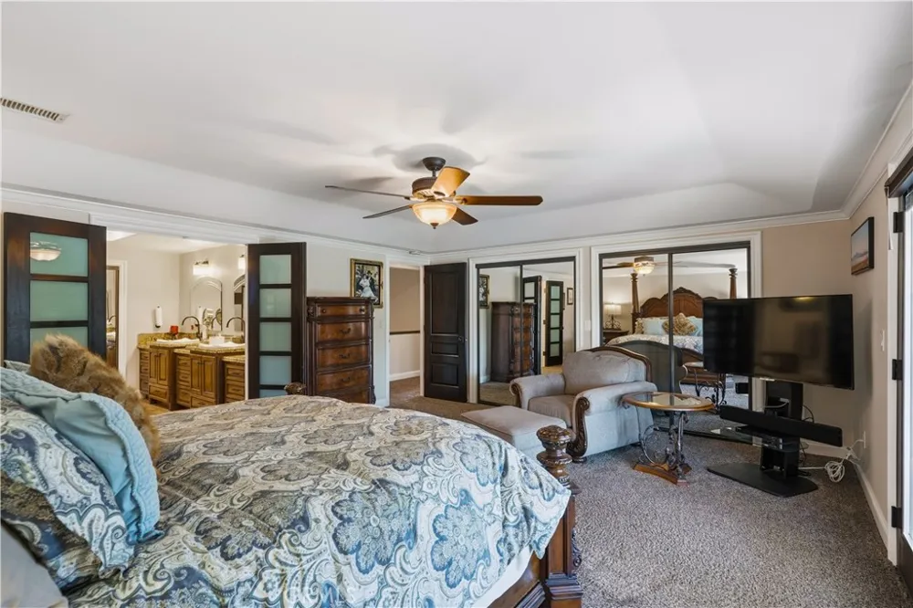 30374 Point Marina Drive Canyon Lake, CA 92587
