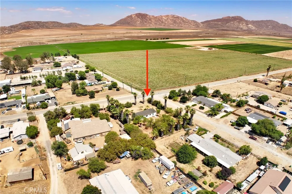28247 Reservoir Nuevo, CA 92567