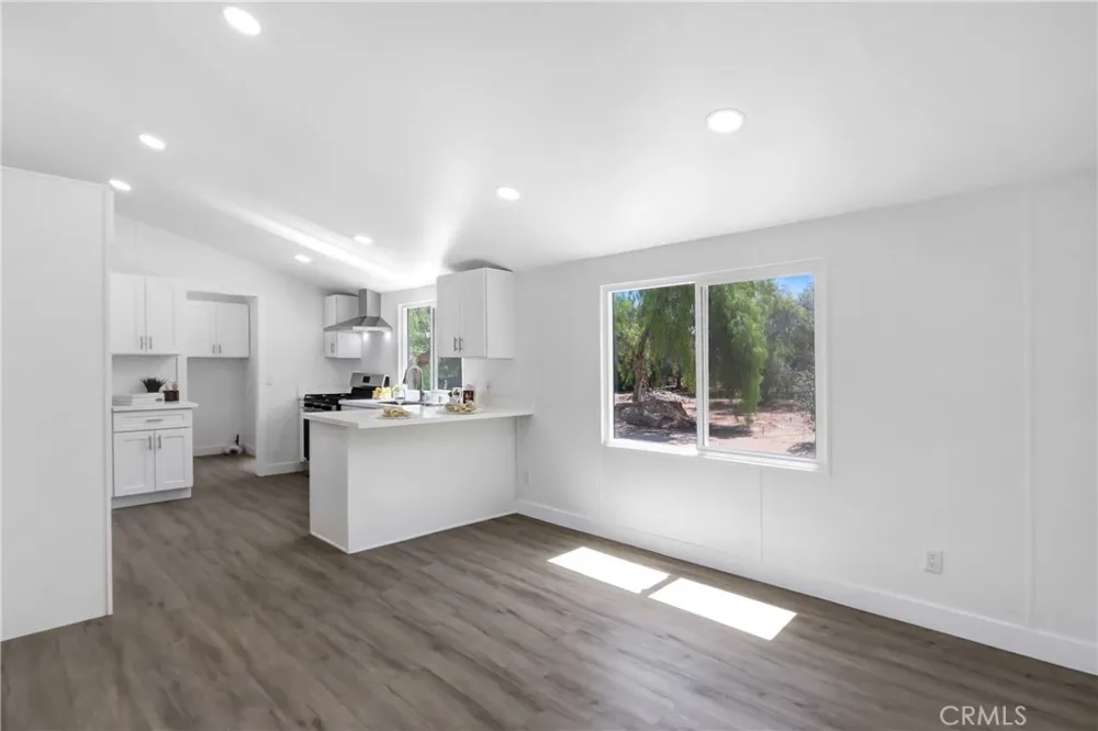 28247 Reservoir Nuevo, CA 92567