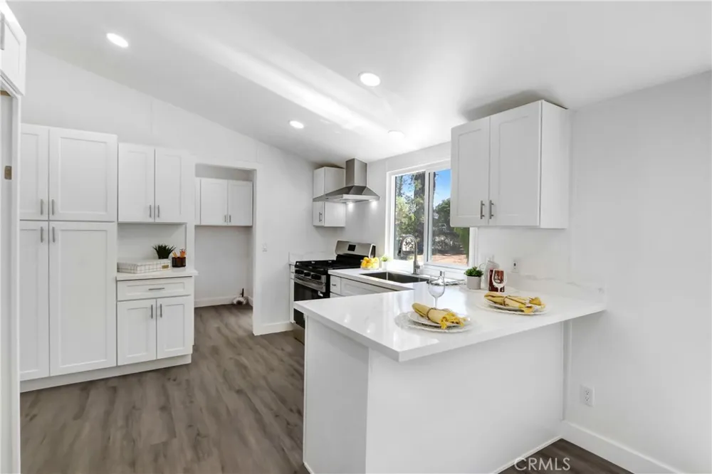 28247 Reservoir Nuevo, CA 92567