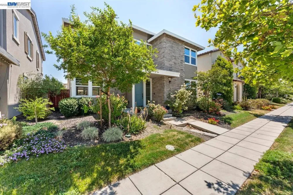 232 E Ramsey Dr Mountain House, CA 95391
