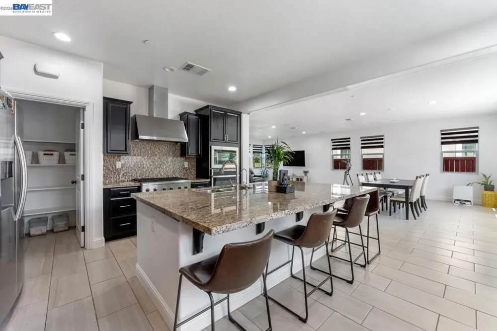 232 E Ramsey Dr Mountain House, CA 95391