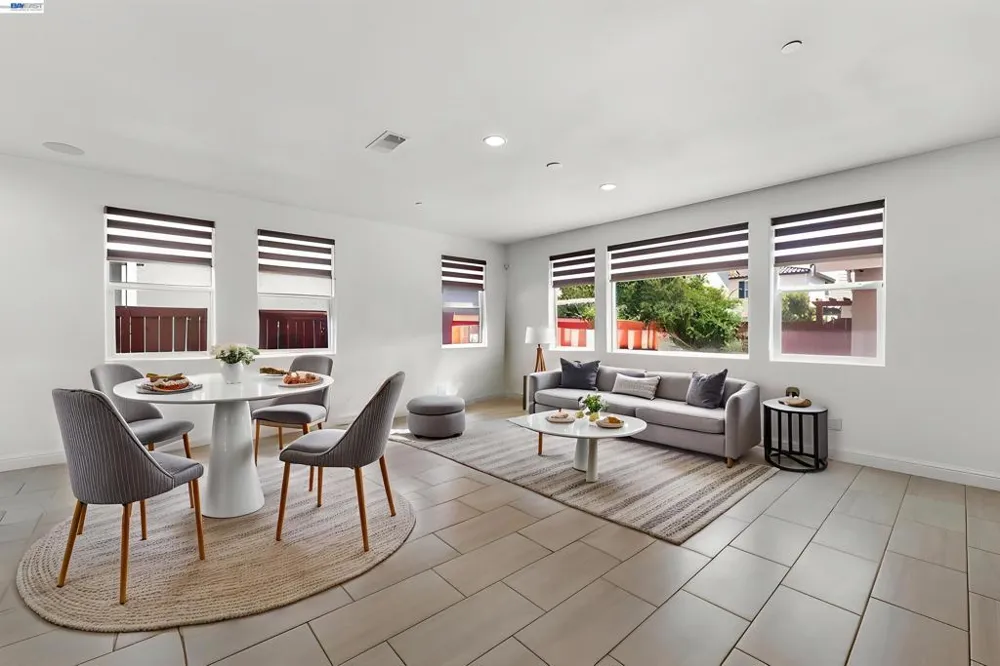 232 E Ramsey Dr Mountain House, CA 95391