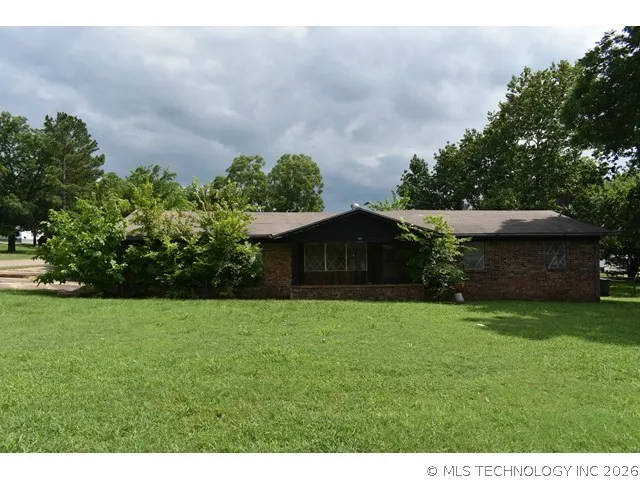 801 NW Redbud Street Kingston, OK 73439