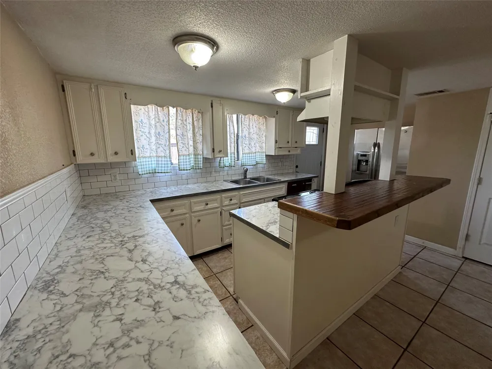 161 Fm 1209 #A1 Cedar Creek, TX 78612