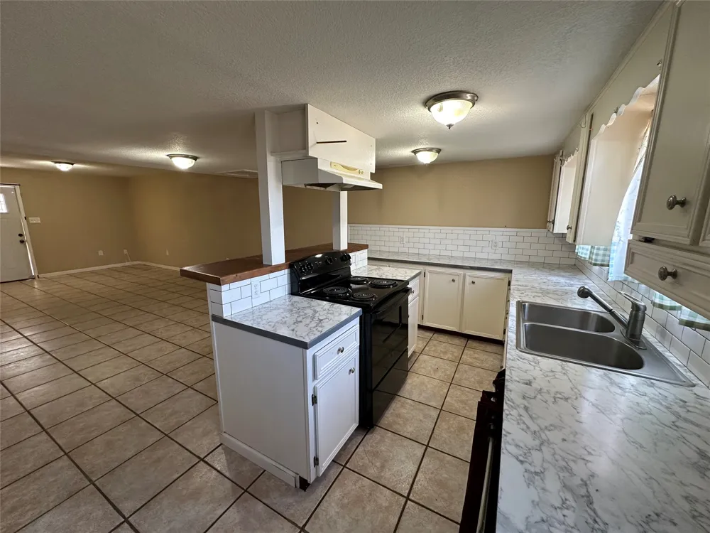 161 Fm 1209 #A1 Cedar Creek, TX 78612