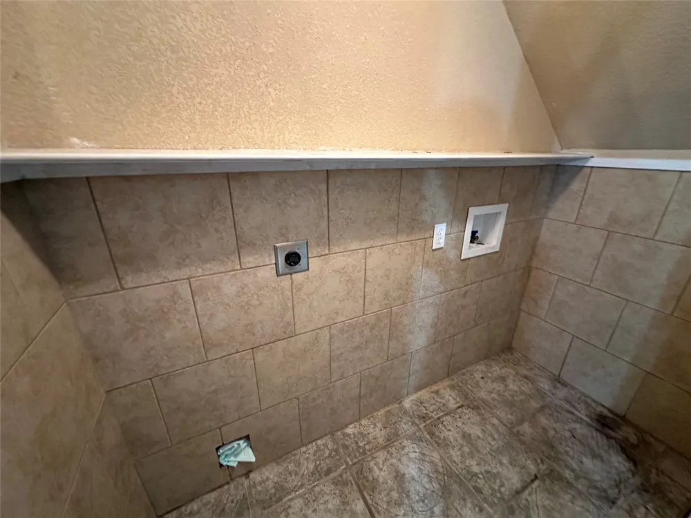 161 Fm 1209 #A1 Cedar Creek, TX 78612