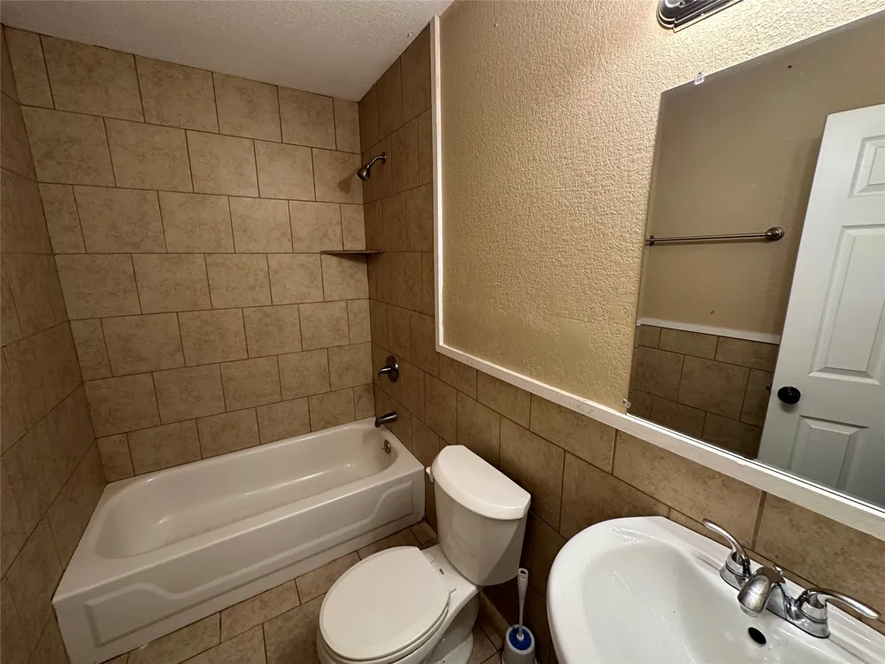161 Fm 1209 #A1 Cedar Creek, TX 78612