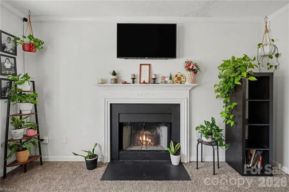 3904 Riverdale Road Greensboro, NC 27406
