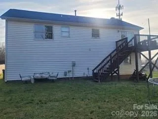 3904 Riverdale Road Greensboro, NC 27406