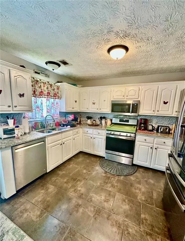 443 Windsong ln Lane Social Circle, GA 30025