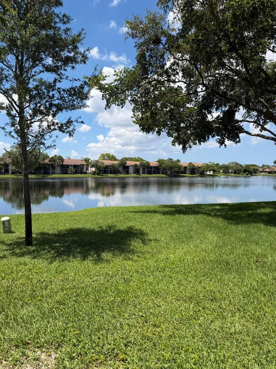 9741 NW 37th Street Sunrise, FL 33351