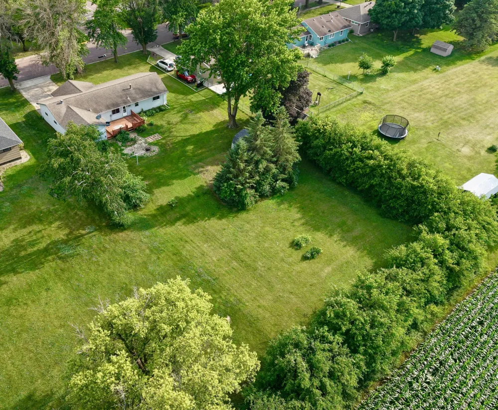 1519 6th Avenue Mountain Lake, MN 56159