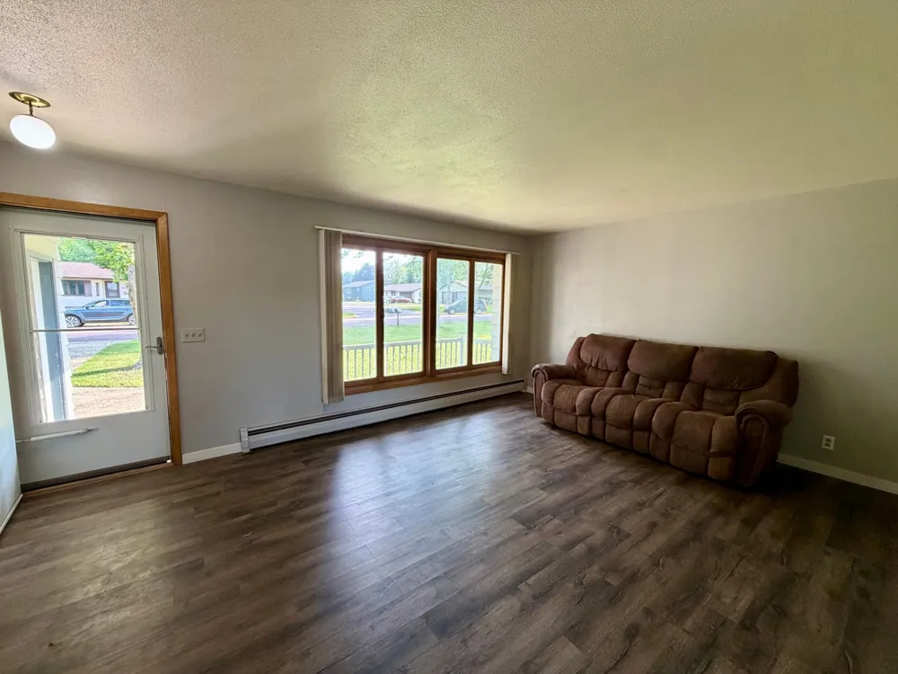 1519 6th Avenue Mountain Lake, MN 56159