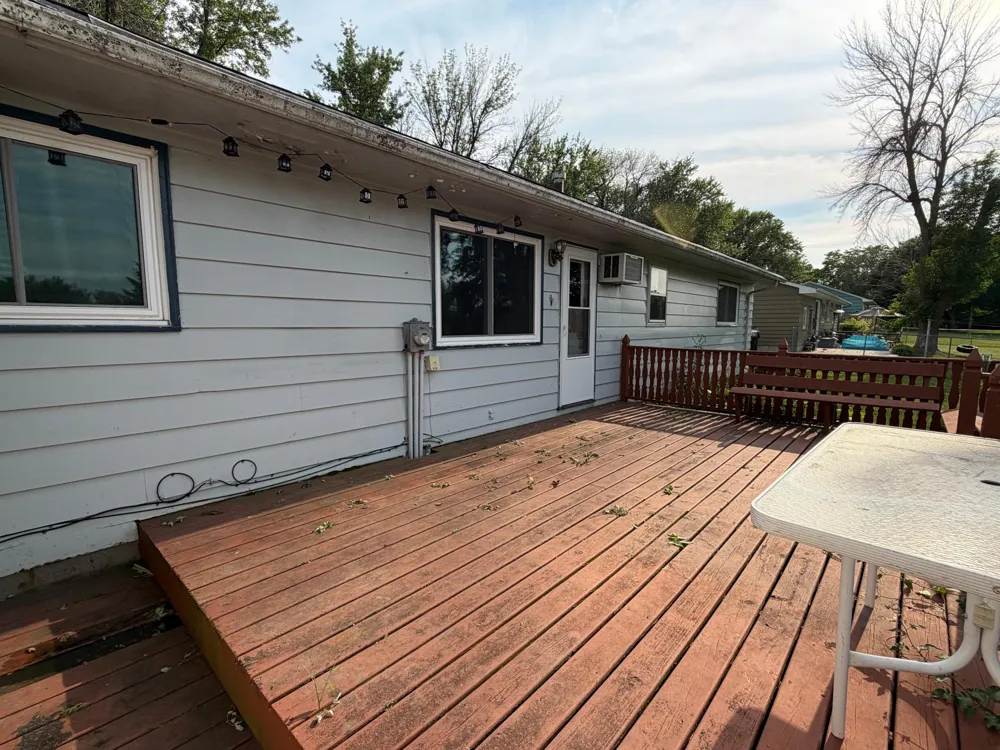 1519 6th Avenue Mountain Lake, MN 56159