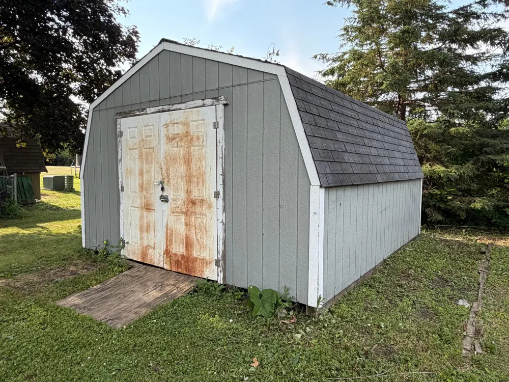 1519 6th Avenue Mountain Lake, MN 56159