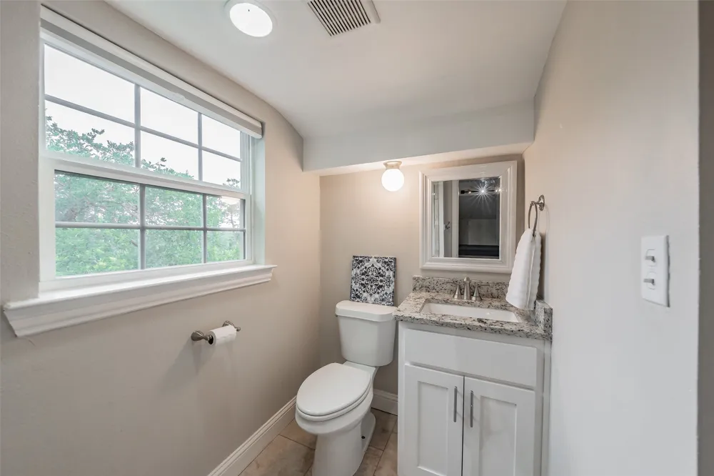 2517 Country Place Carrollton, TX 75006