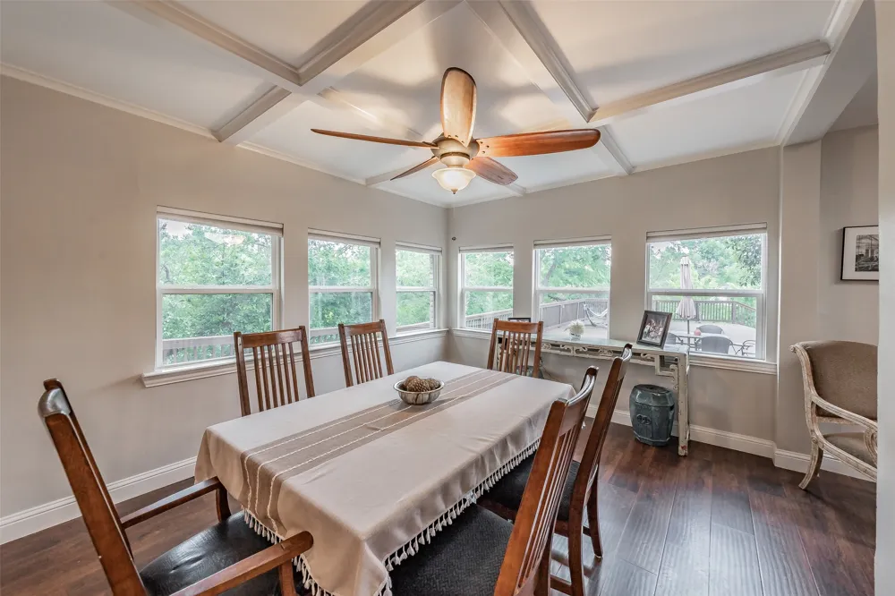2517 Country Place Carrollton, TX 75006