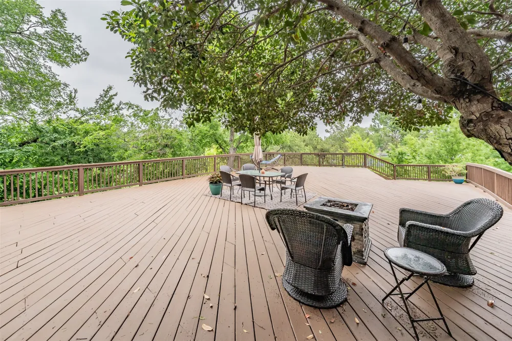 2517 Country Place Carrollton, TX 75006