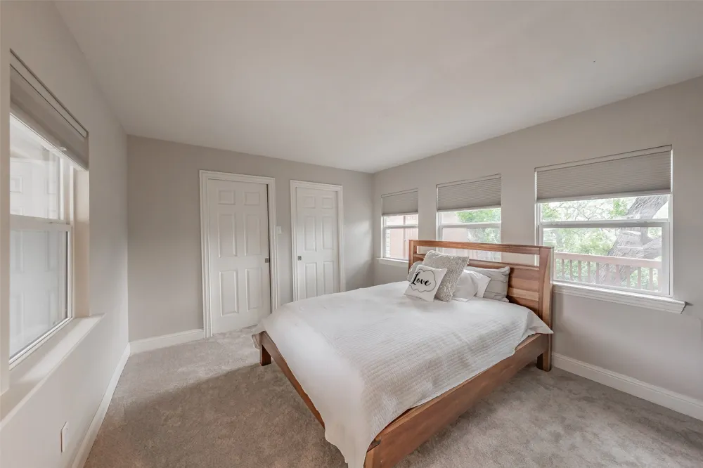 2517 Country Place Carrollton, TX 75006