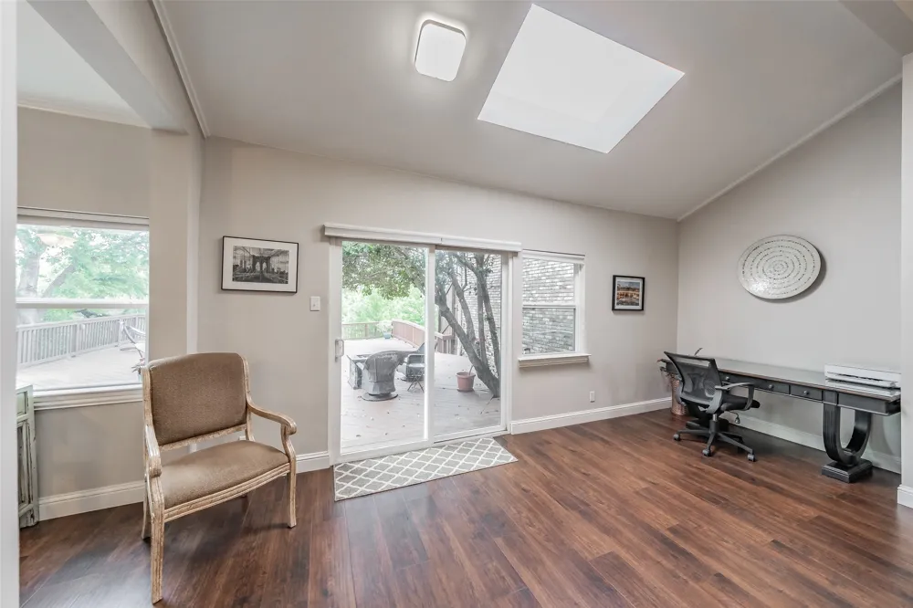 2517 Country Place Carrollton, TX 75006