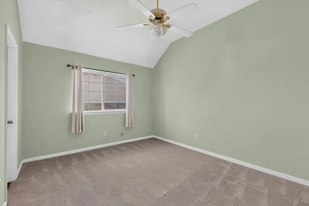 712 Regalwood Drive DeSoto, TX 75115