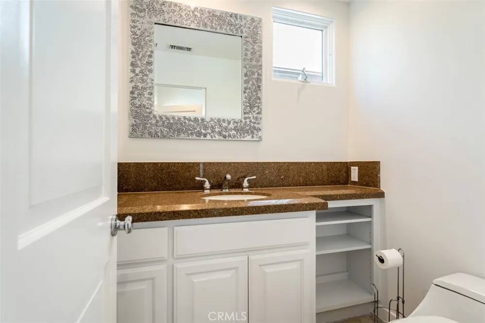 2830 2nd Avenue Corona del Mar, CA 92625