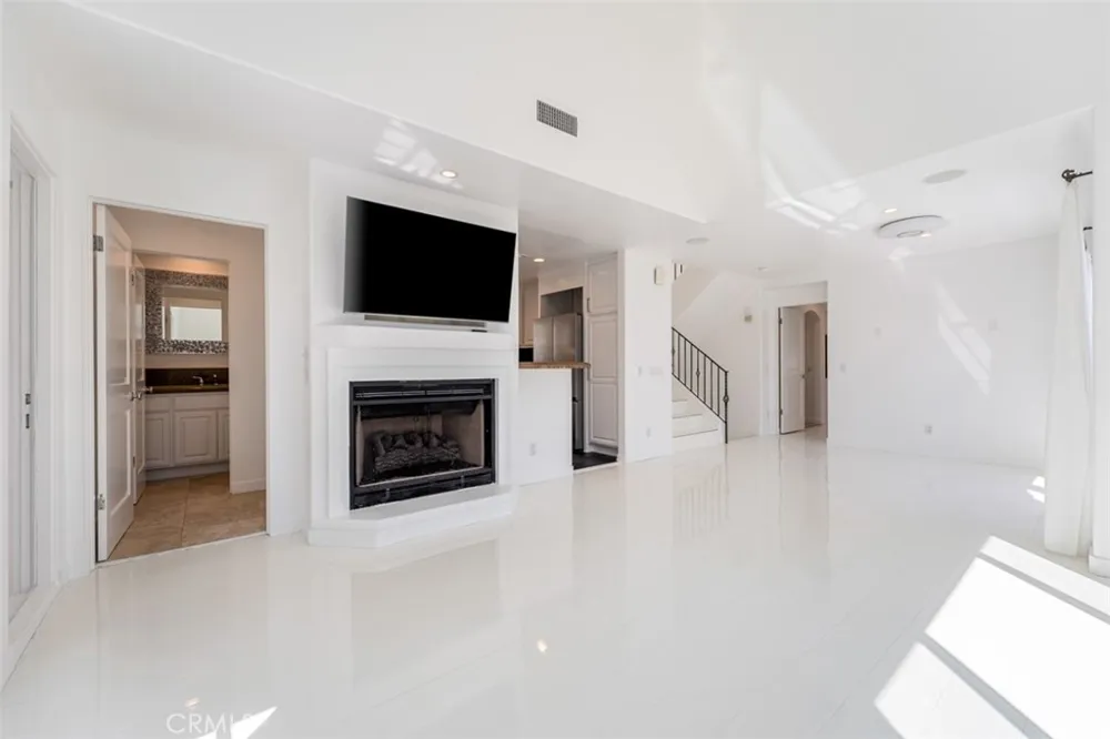 2830 2nd Avenue Corona del Mar, CA 92625