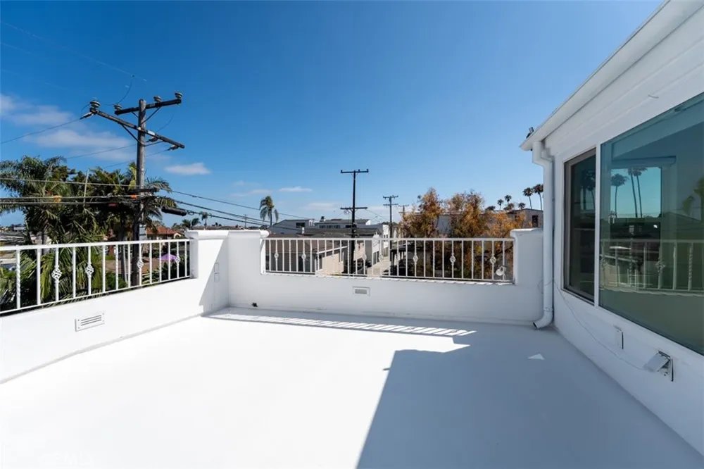 2830 2nd Avenue Corona del Mar, CA 92625